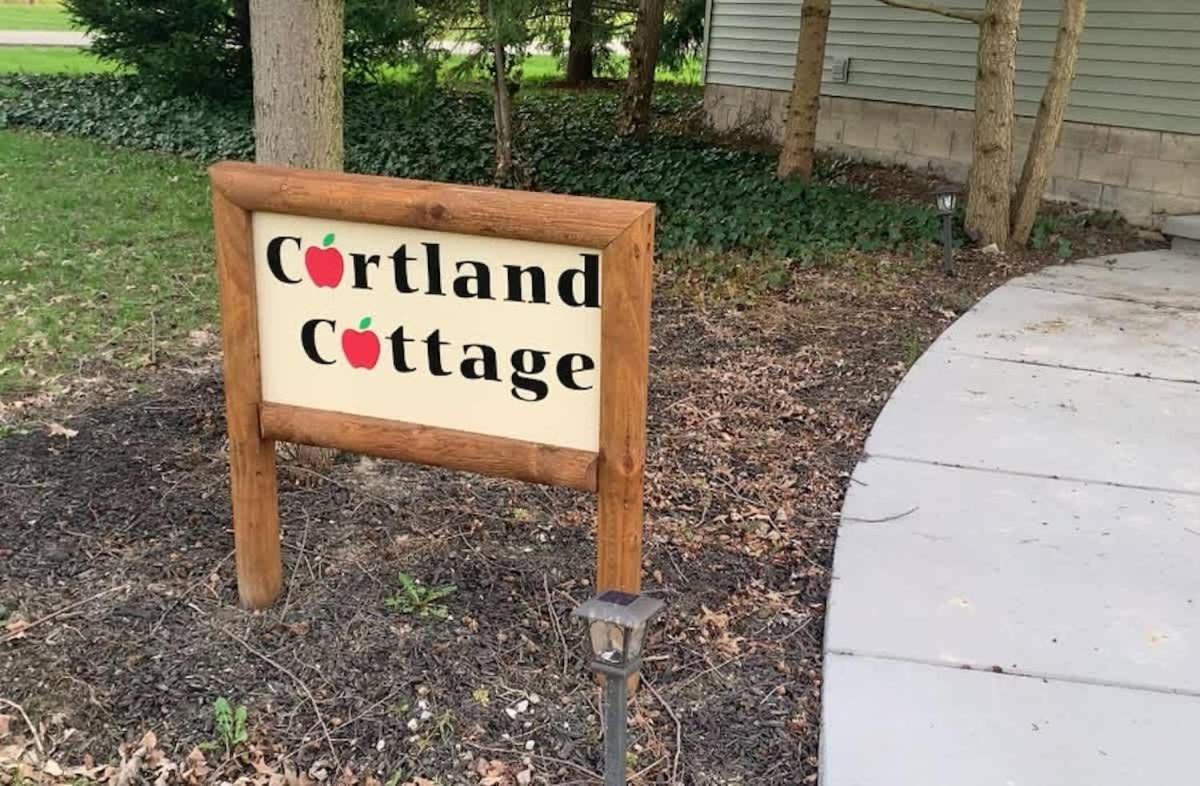 The Cortland Cottage At Brant'S Apple Orchard Ashtabula Esterno foto